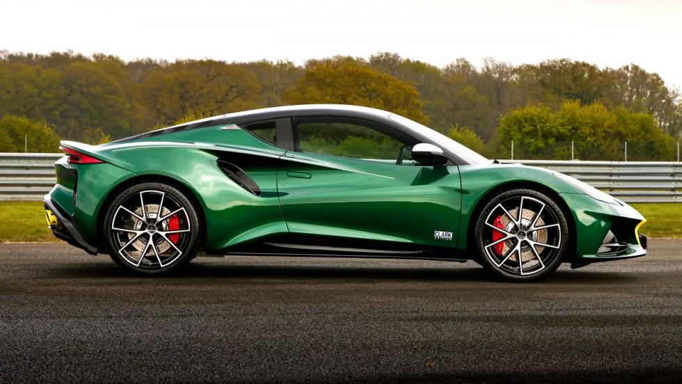 Η Lotus Emira Clark Edition τιμά τον εμβληματικό Jim Clark